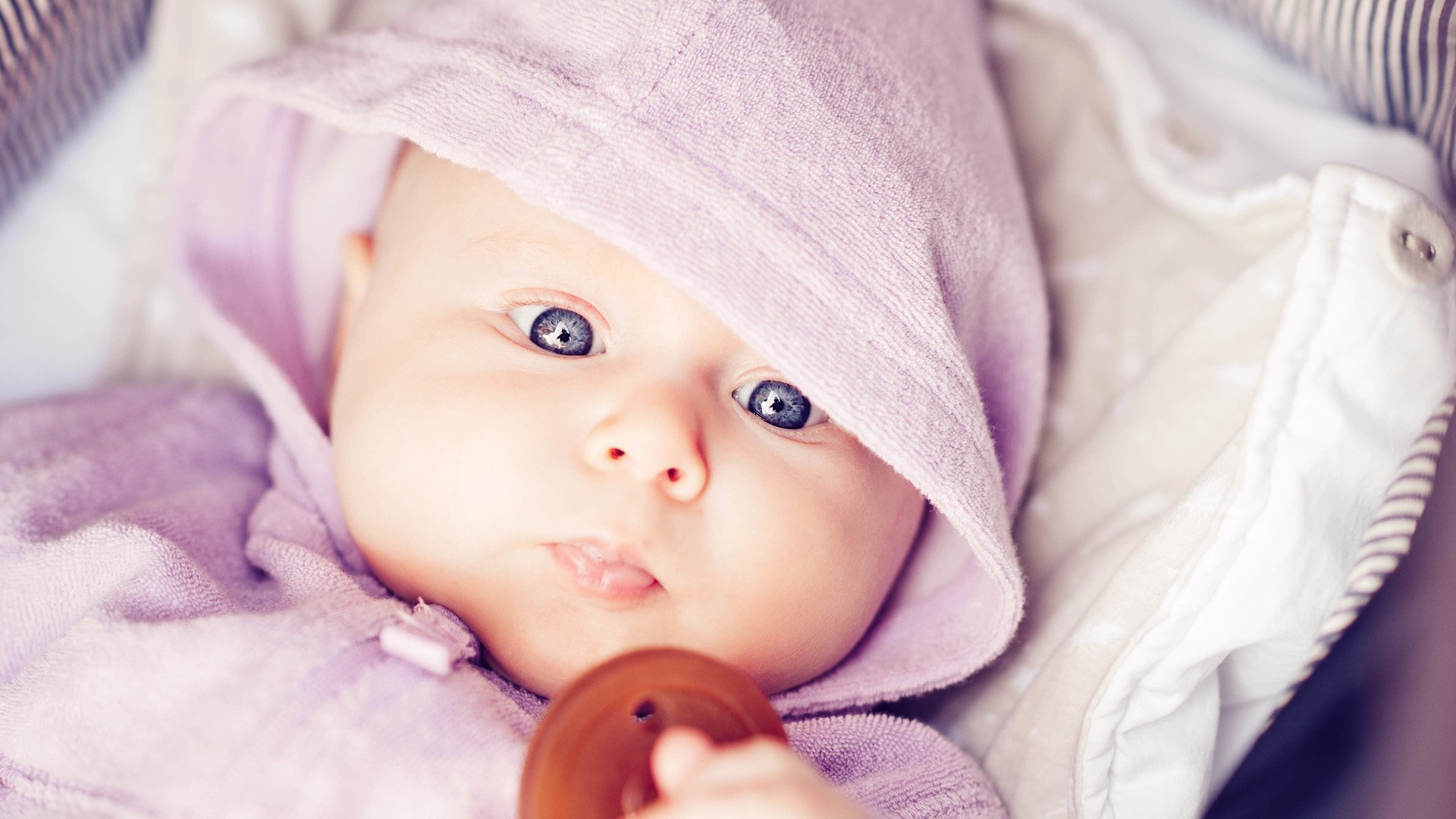 借卵代生捐卵女孩孕期可以用面膜吗